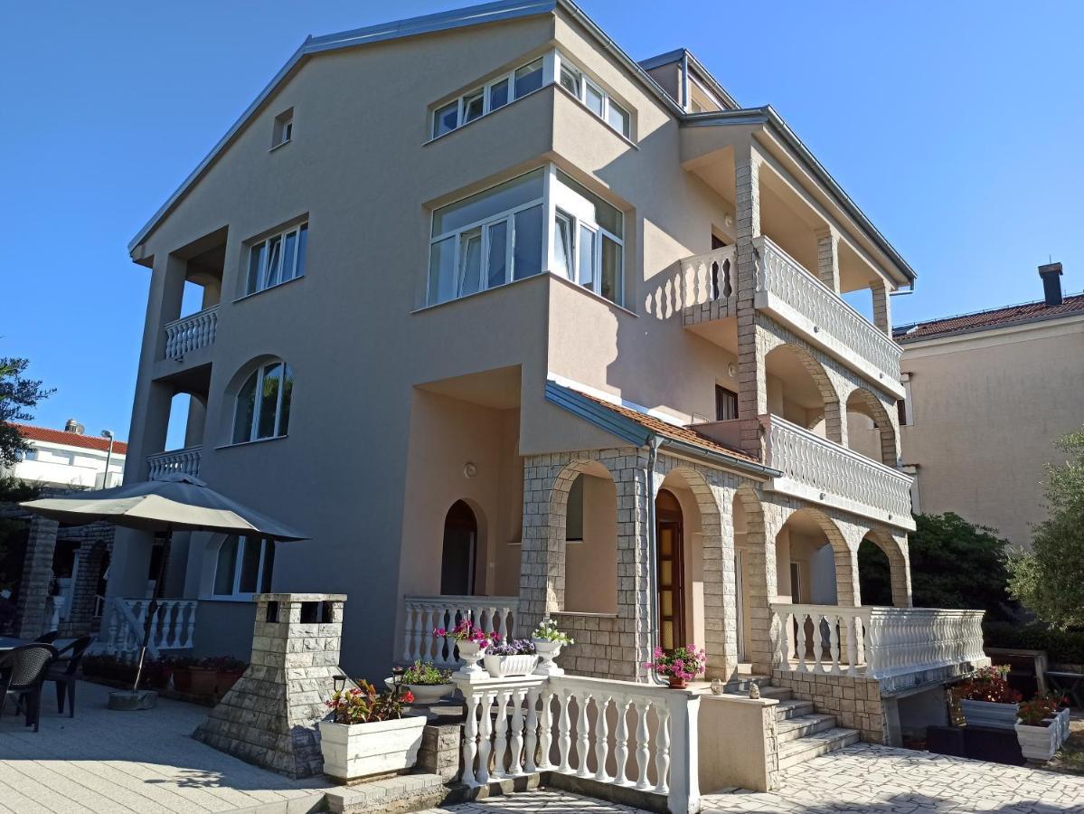 Villa Rea Malinska Buitenkant foto