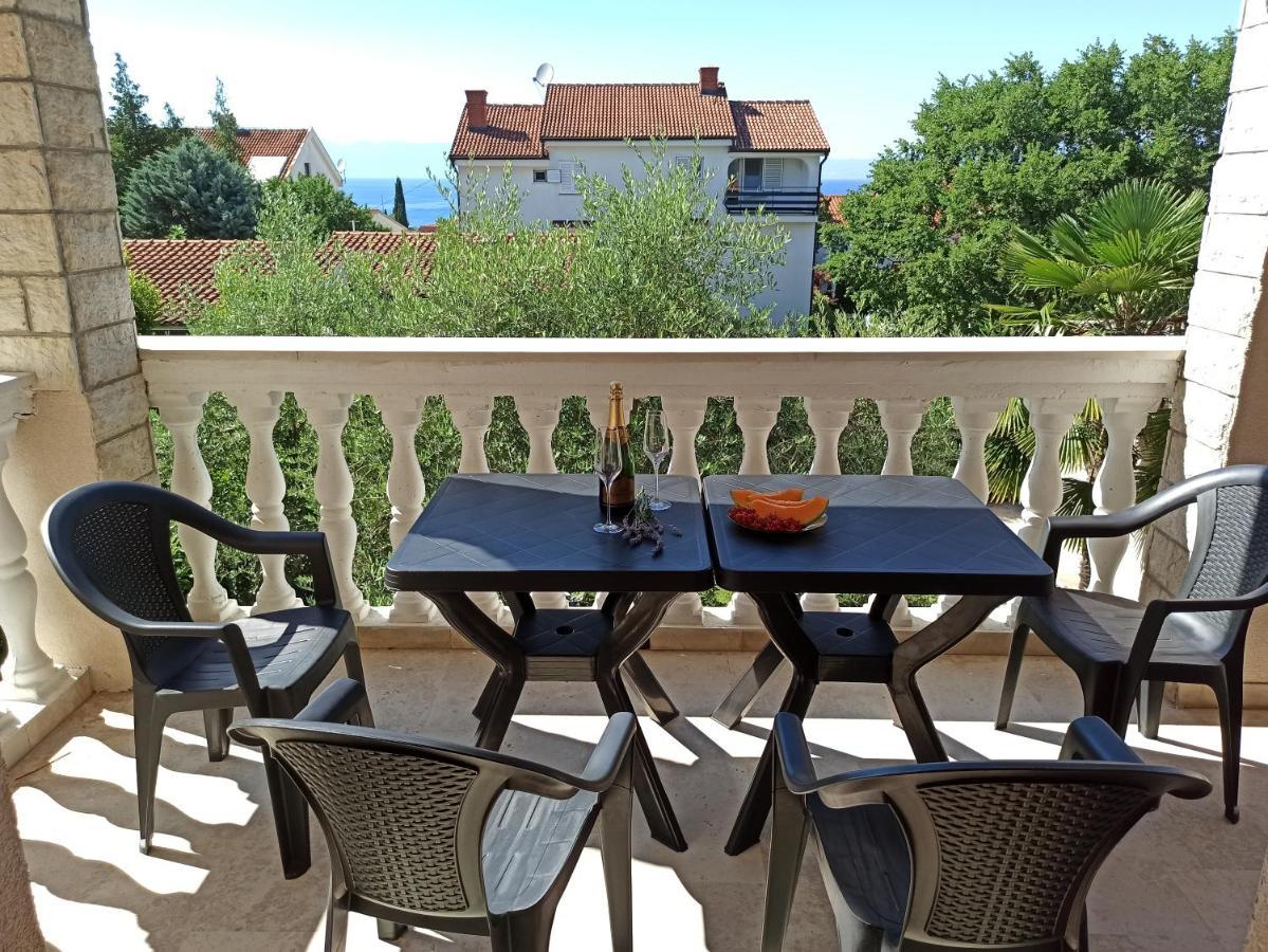Villa Rea Malinska Buitenkant foto