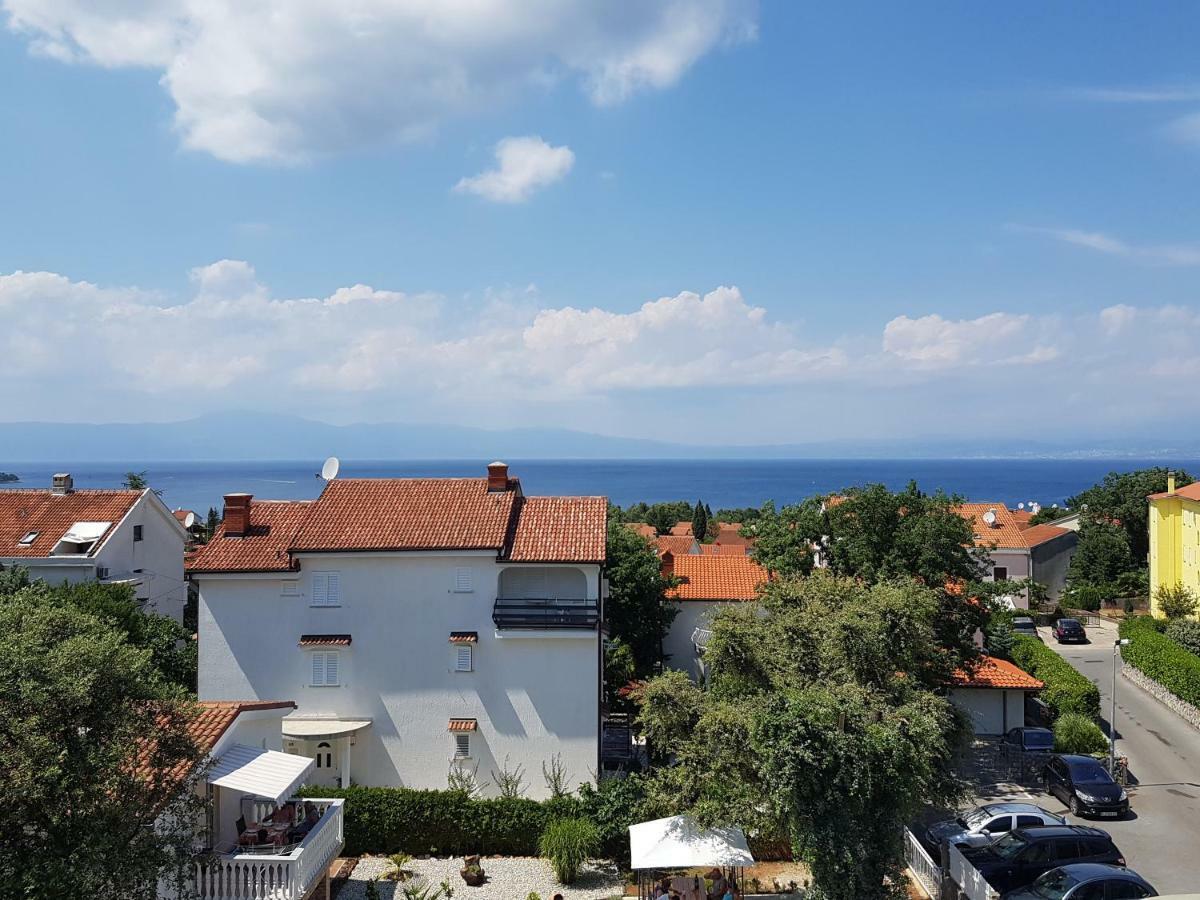 Villa Rea Malinska Buitenkant foto