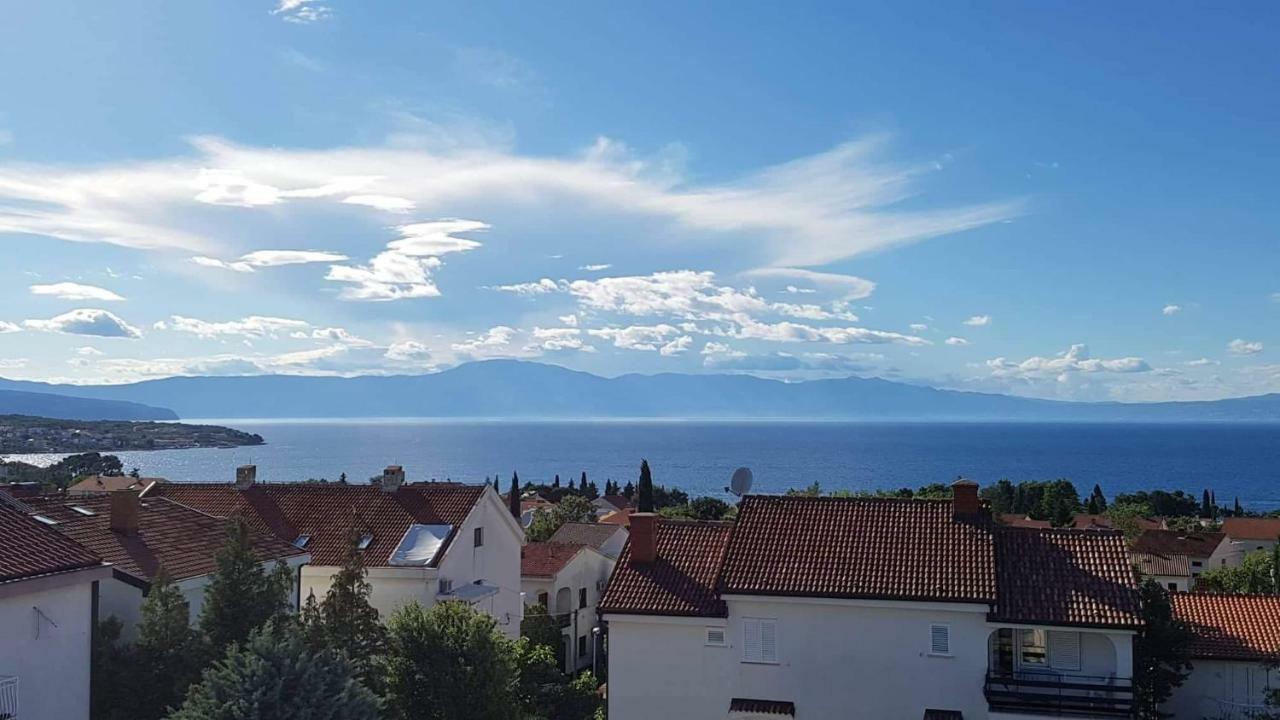 Villa Rea Malinska Buitenkant foto