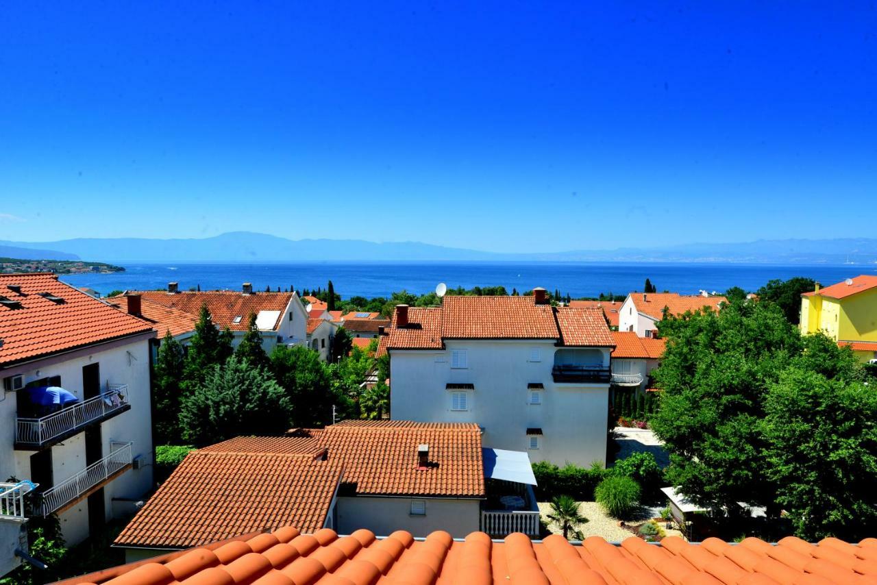 Villa Rea Malinska Buitenkant foto